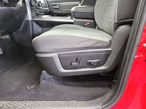 Used 2023 RAM 1500 Classic SLT w/ Trailer & Traction Group image 28