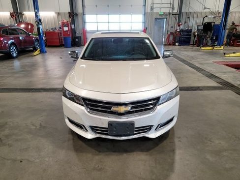 Used 2014 Chevrolet Impala LTZ FWD image 2