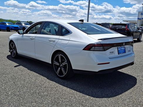 Certified 2025 Honda Accord Sport image 4