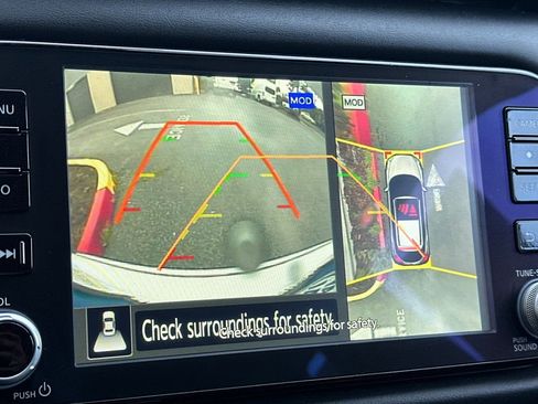 Used 2023 Nissan Kicks SR w/ SR Premium Package image 21