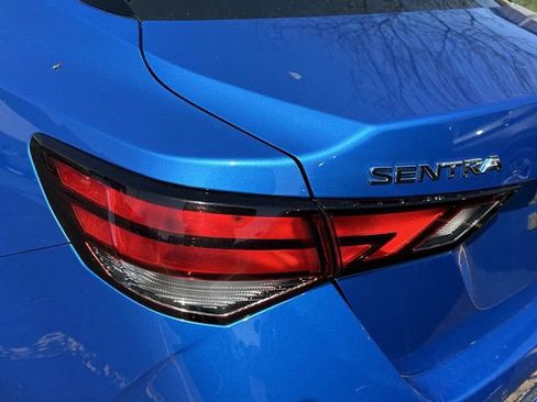 Used 2025 Nissan Sentra SV FWD image 15