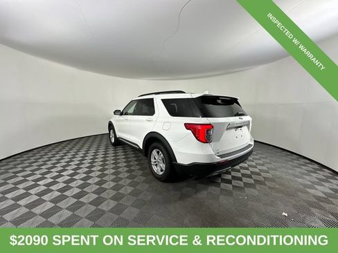 Used 2022 Ford Explorer XLT w/ Equipment Group 202A AWD/4WD image 10