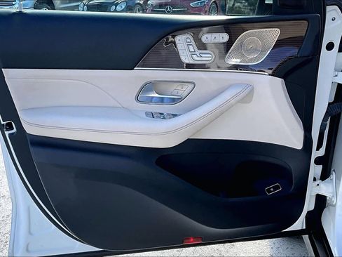 Used 2021 Mercedes-Benz GLE 450 4MATIC image 21