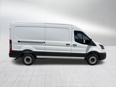 Used 2026 Ford Transit 250 148 Medium Roof w/ Load Area Protection Package RWD image 5
