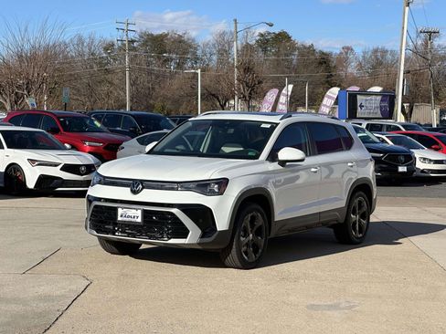 New 2026 Volkswagen Taos SEL AWD/4WD image 5