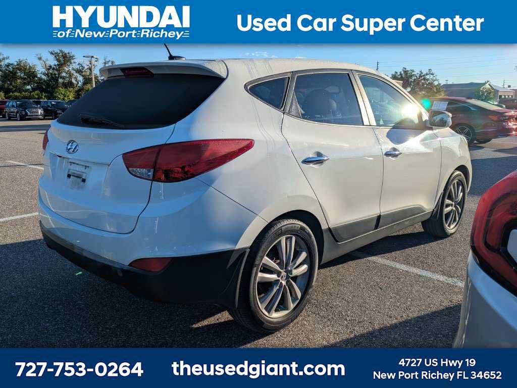 Used 2013 Hyundai Tucson Limited w/ Premium Pkg FWD image 2