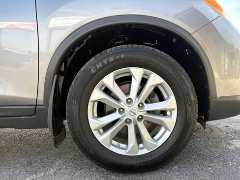 Used 2016 Nissan Rogue SV AWD/4WD image 24