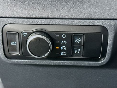 Used 2024 Ford Mustang Coupe RWD image 17