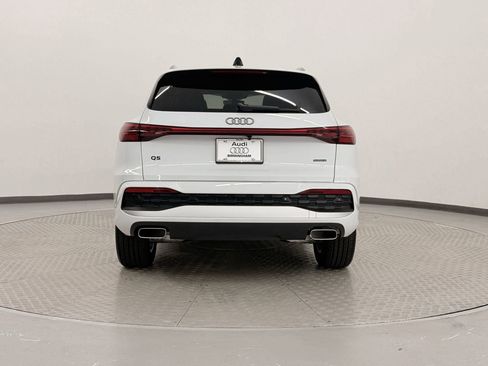 Used 2025 Audi Q5 Premium w/ Convenience Package image 10