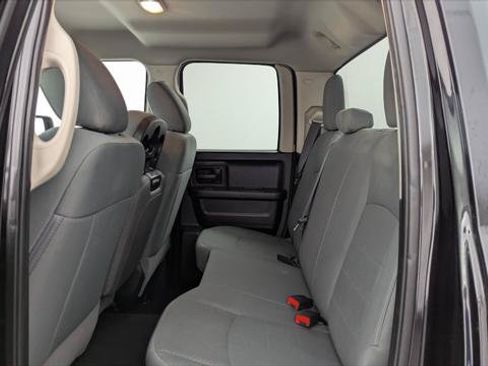 Used 2017 RAM 1500 Express AWD/4WD image 17