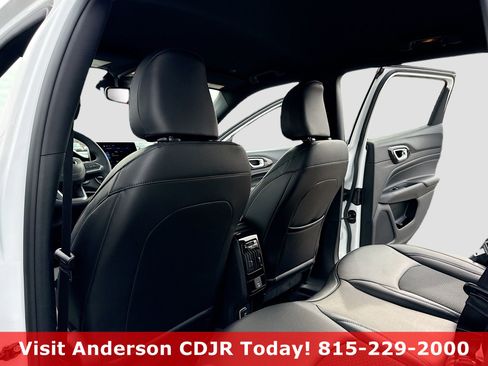 New 2026 Jeep Compass Latitude image 6