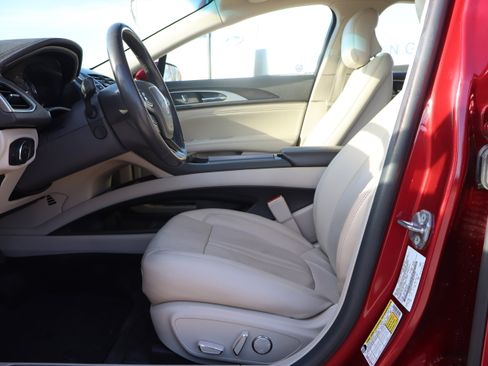 Used 2017 Lincoln MKZ Reserve image 13