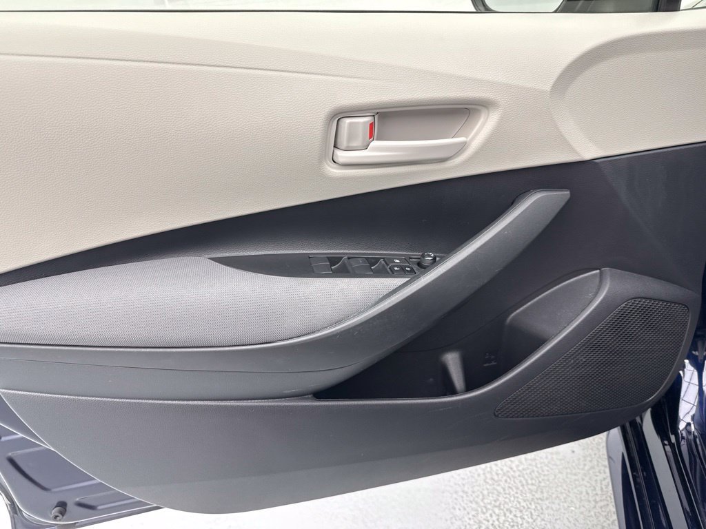 Used 2023 Toyota Corolla LE FWD image 20
