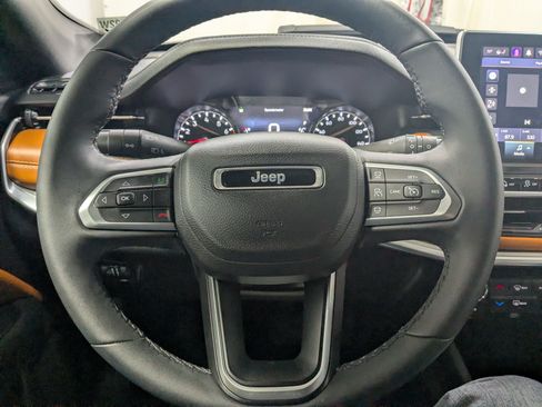 Used 2024 Jeep Compass Limited AWD/4WD image 13
