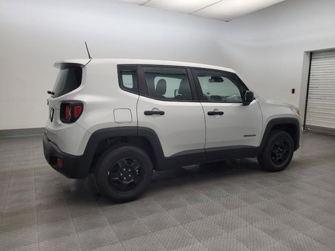 Used 2021 Jeep Renegade Sport image 10