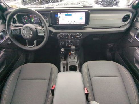 Used 2025 Jeep Wrangler Unlimited Sport S 4xe AWD/4WD image 16