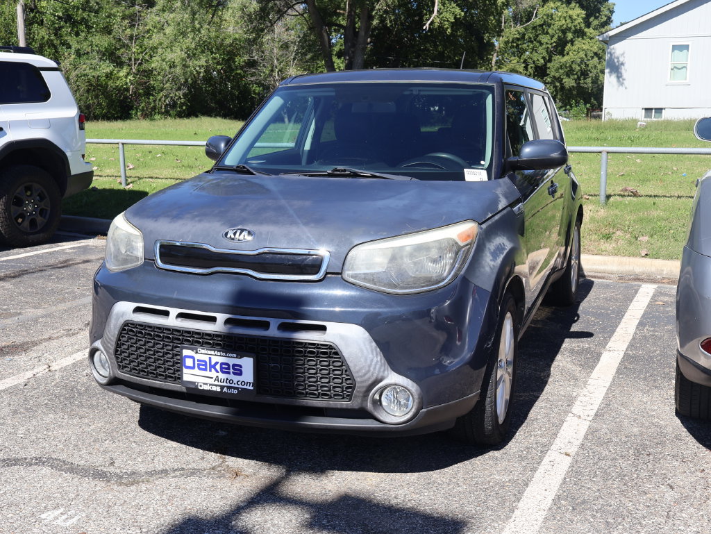 Used 2016 Kia Soul + FWD image 17