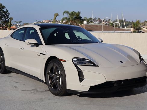 New 2025 Porsche Taycan Turbo AWD/4WD image 7