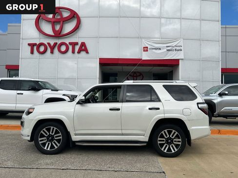 Used 2018 Toyota 4Runner Limited image 1