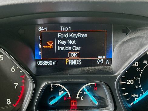 Used 2018 Ford Escape Titanium image 18