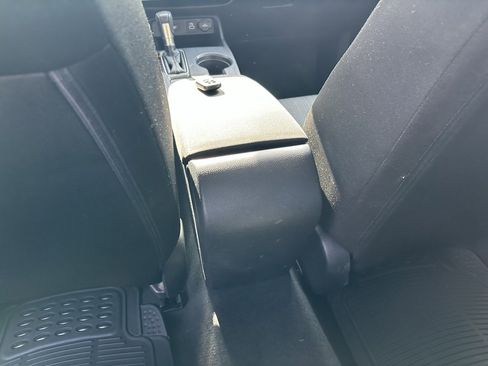 Used 2022 Honda Civic LX image 21