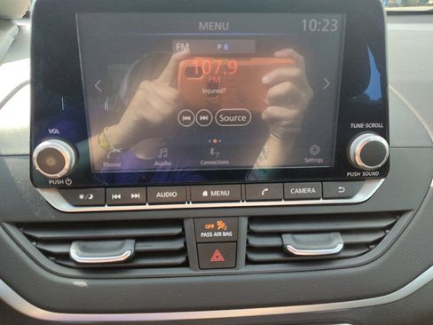 Used 2020 Nissan Altima 2.5 S FWD image 25