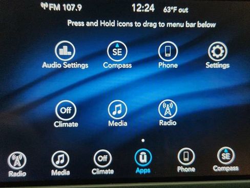 Used 2020 Chrysler Voyager L FWD image 14