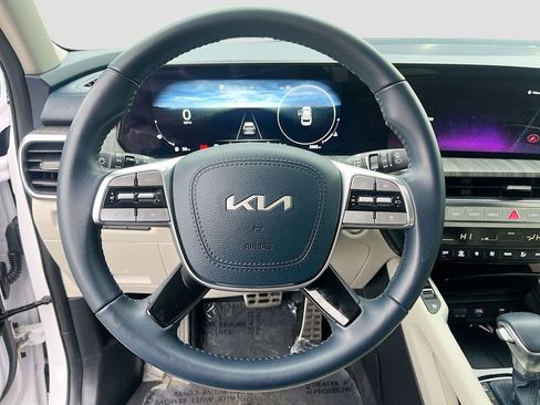 Used 2025 Kia Telluride SX FWD image 11