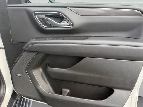 Used 2022 GMC Yukon AT4 AWD/4WD image 35