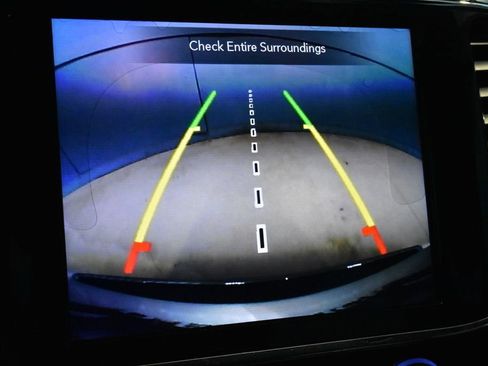 Used 2020 Jeep Grand Cherokee Limited image 17