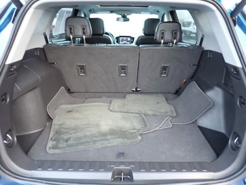 Used 2020 GMC Terrain SLT w/ Preferred Package image 24