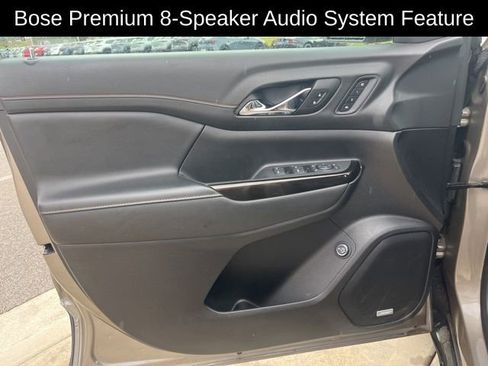 Used 2023 GMC Acadia AT4 w/ Technology Package image 12