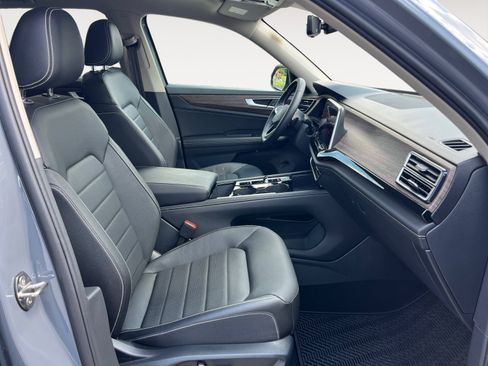Certified 2026 Volkswagen Atlas SEL AWD/4WD image 18
