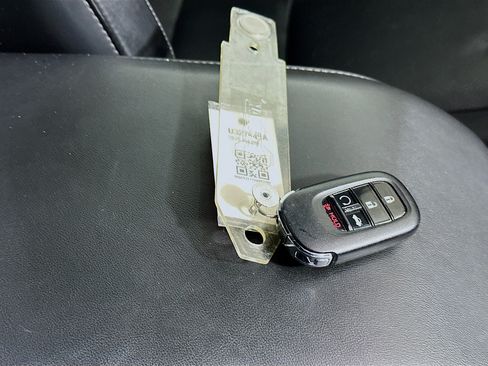 Used 2025 Honda Accord Sport image 33