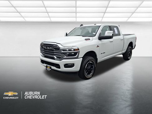 Used 2026 RAM 2500 Laramie AWD/4WD image 7