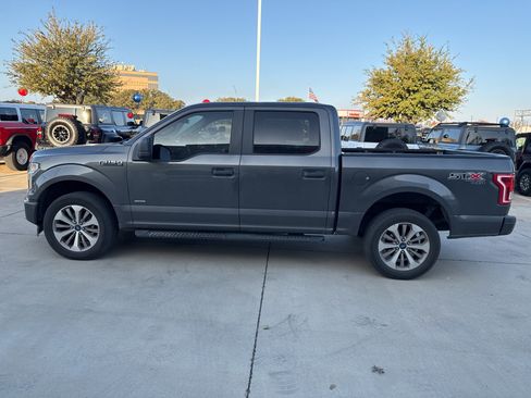Used 2017 Ford F150 XL w/ Equipment Group 101A Mid image 3