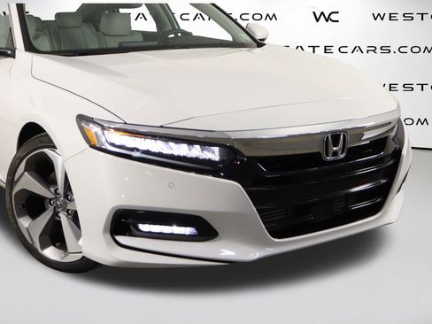 Used 2018 Honda Accord Touring image 46