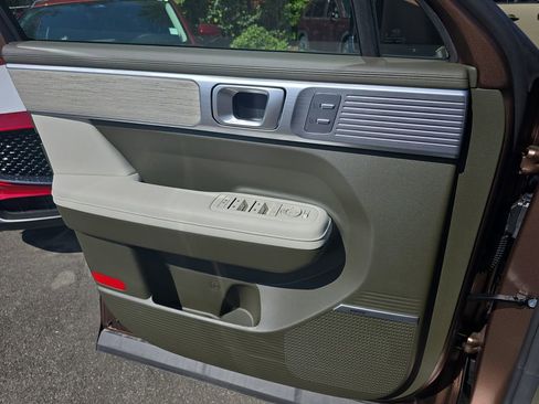 New 2025 Hyundai Santa Fe Calligraphy FWD image 29