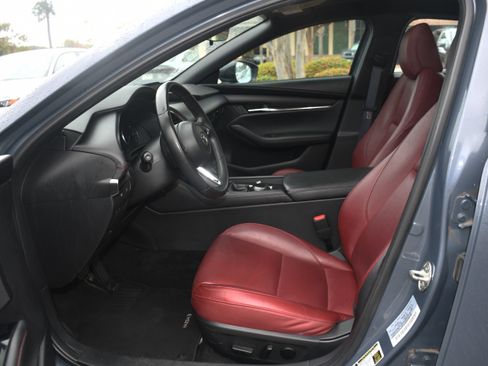 Used 2024 MAZDA MAZDA3 s image 8