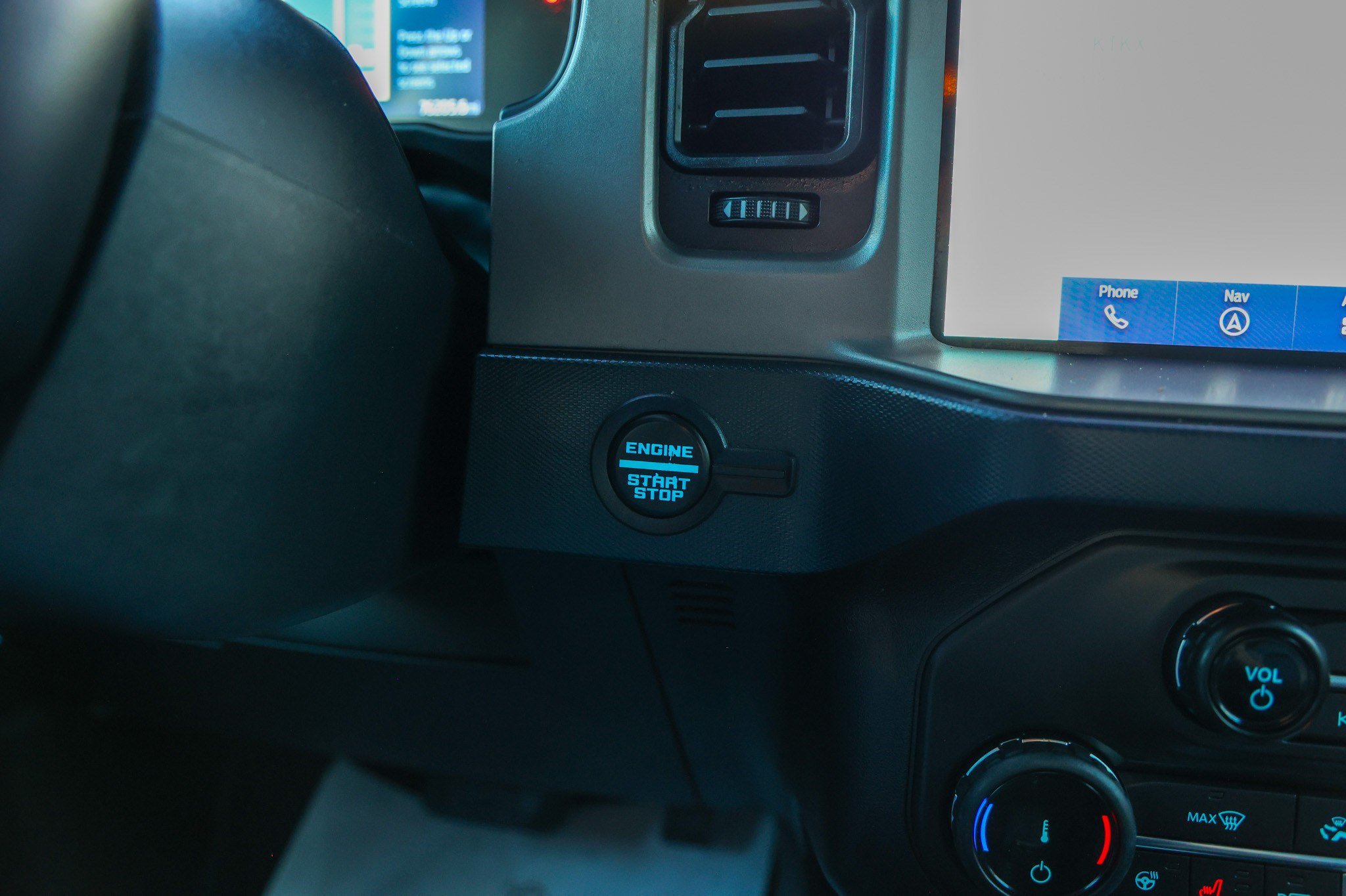 Used 2022 Ford Bronco Outer Banks AWD/4WD image 22