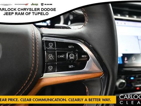 Used 2024 Jeep Grand Cherokee L Summit AWD/4WD image 16