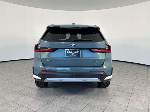 Certified 2025 BMW X1 xDrive28i AWD/4WD image 10