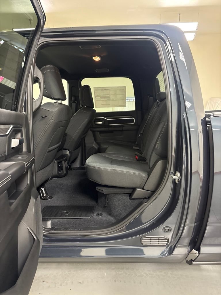 New 2026 RAM 2500 Big Horn AWD/4WD image 21