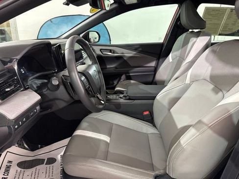 Used 2025 Toyota Camry SE w/ Multimedia Upgrade Package FWD image 18