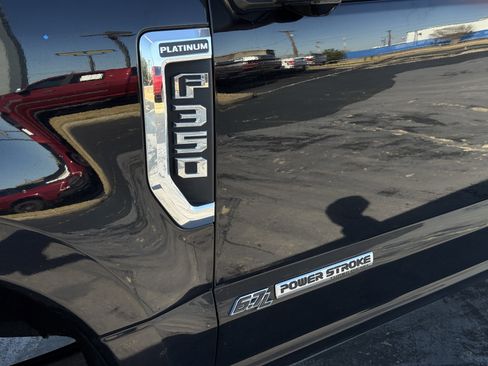 Used 2022 Ford F350 Platinum image 8