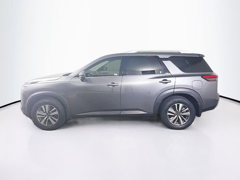 Used 2023 Nissan Pathfinder SL w/ Lighting Package (N92) FWD image 4
