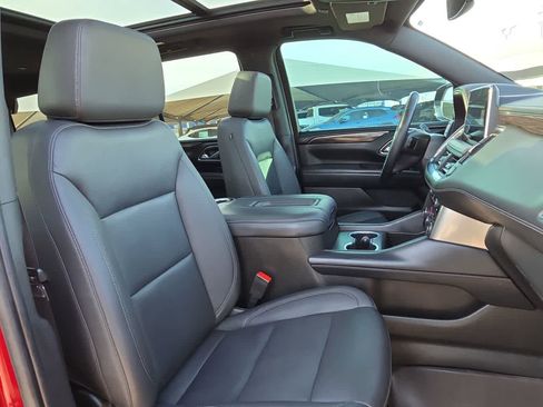 Used 2023 Chevrolet Tahoe LT w/ Luxury Package image 18