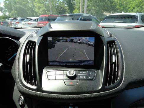 Used 2019 Ford Escape SE AWD/4WD image 17