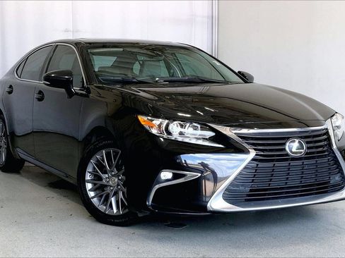 Used 2018 Lexus ES 350 w/ Premier Package FWD image 1