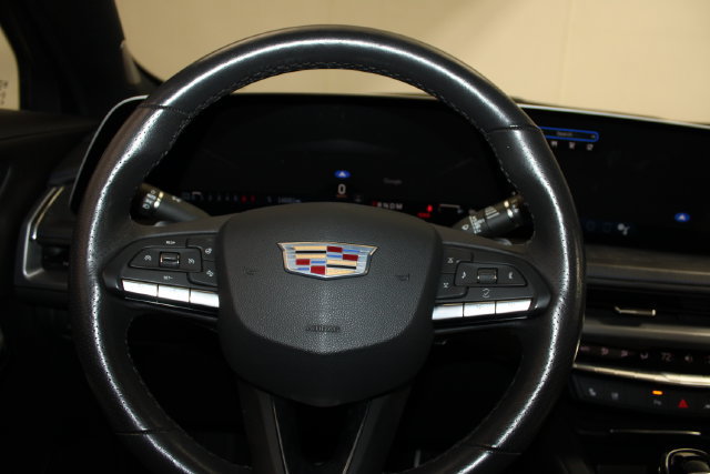 Used 2024 Cadillac XT4 Sport FWD image 21